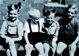 1950 August Weberstr v